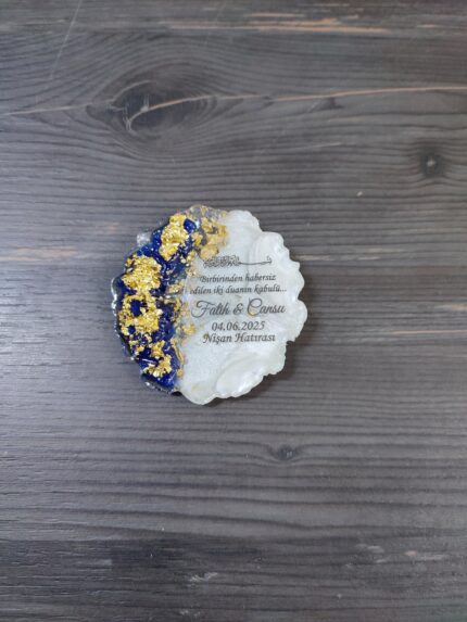 Mavi Kabartmalı Yarı yarıya Magnet