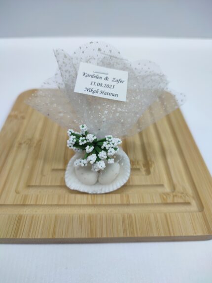 Çiçek Süslemeli Deniz Kabuğu Nikah Şekeri