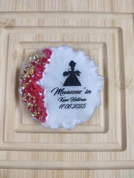 Kırmızı Kabartmalı Kına Magneti