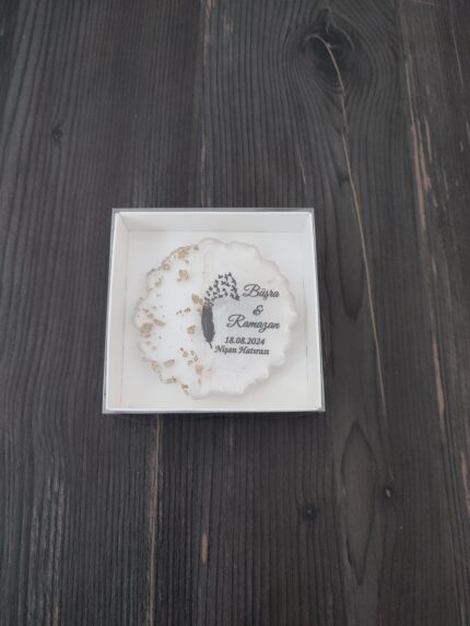 Süslemesiz gold parçacıklı kuş tüyü Nişan Nikah Magneti