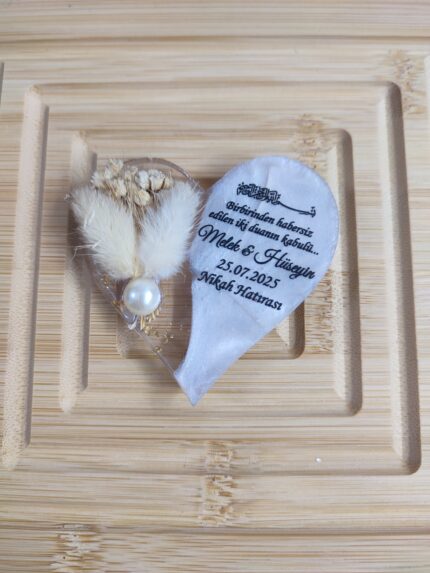 Kalpli Pamuk otlu çiçekli nikah Magneti